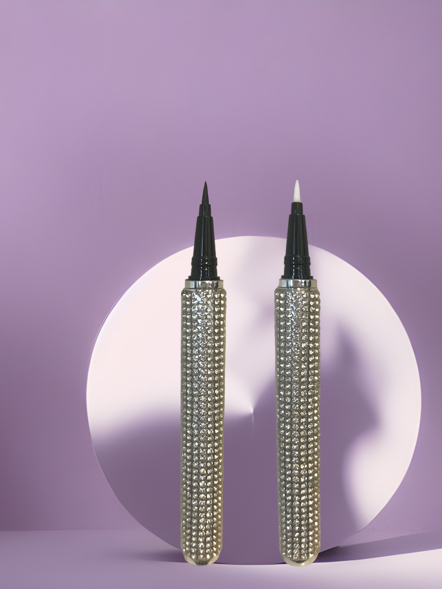 2-in-1 Eyeliner and Lash Glues Pen